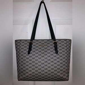 Michael Kors large Jet Set travel MK signature Shoulder Bag Purse